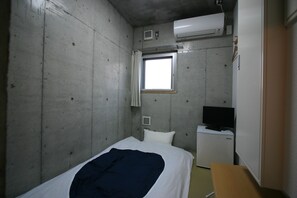 Single Room (C Type) | Free WiFi - Weekly SHO Hotel Namba (Osaka)