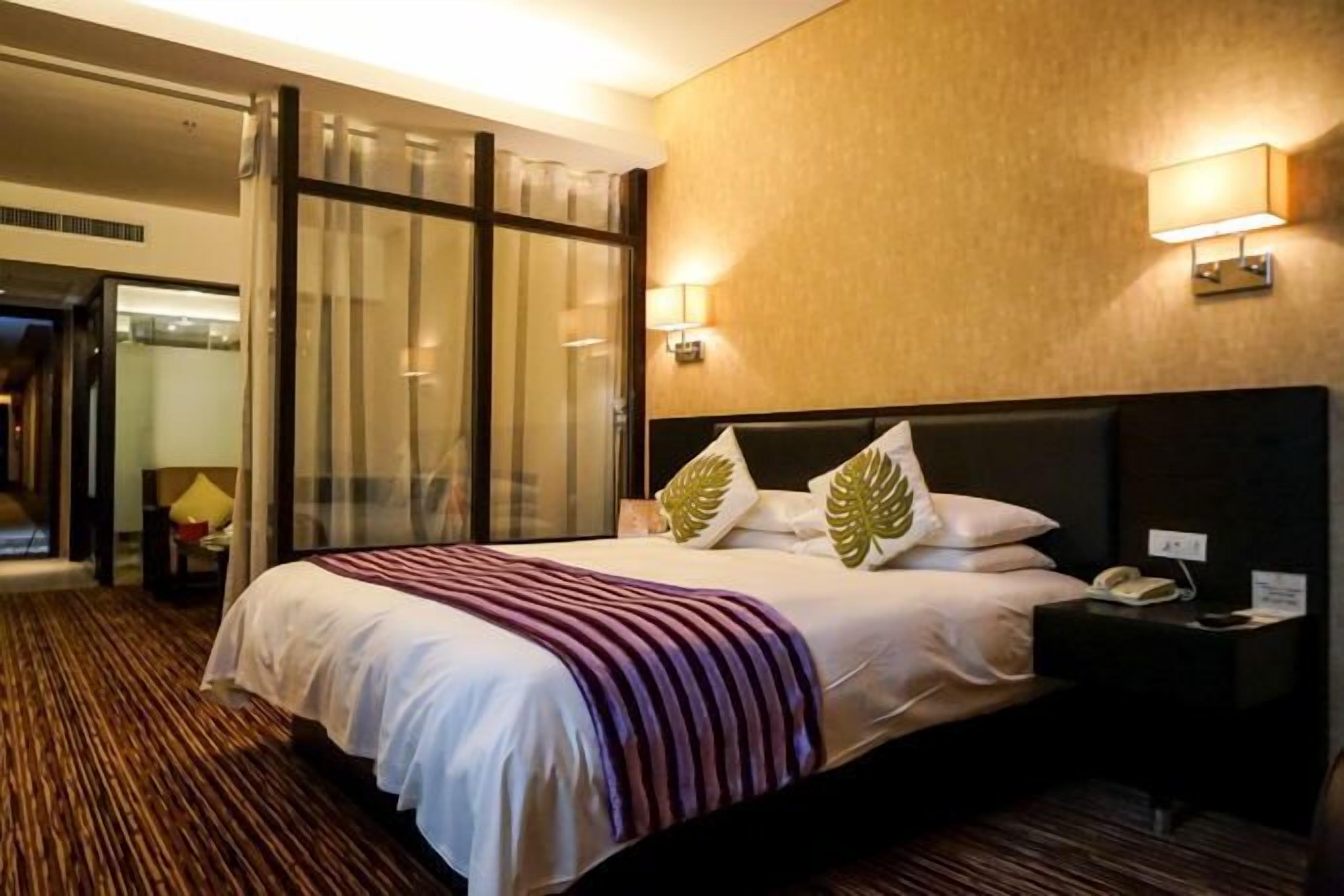 Phòng Executive | Minibar, két bảo mật tại phòng, bàn, màn/rèm cản sáng 