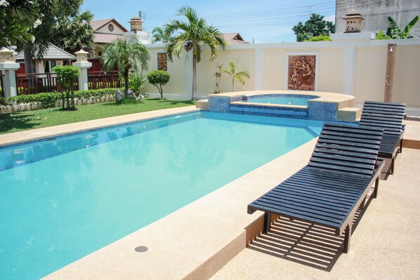 3 Bedrooms House, Private Pool | Terrace/patio