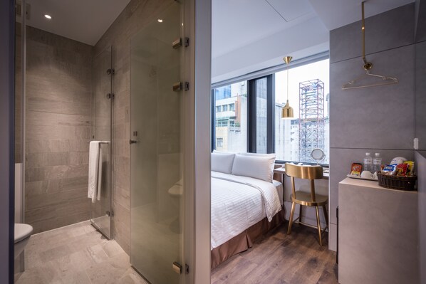 Habitación doble clásica, 1 cama matrimonial, para no fumadores | 1 habitación, ropa de cama de alta calidad y edredón