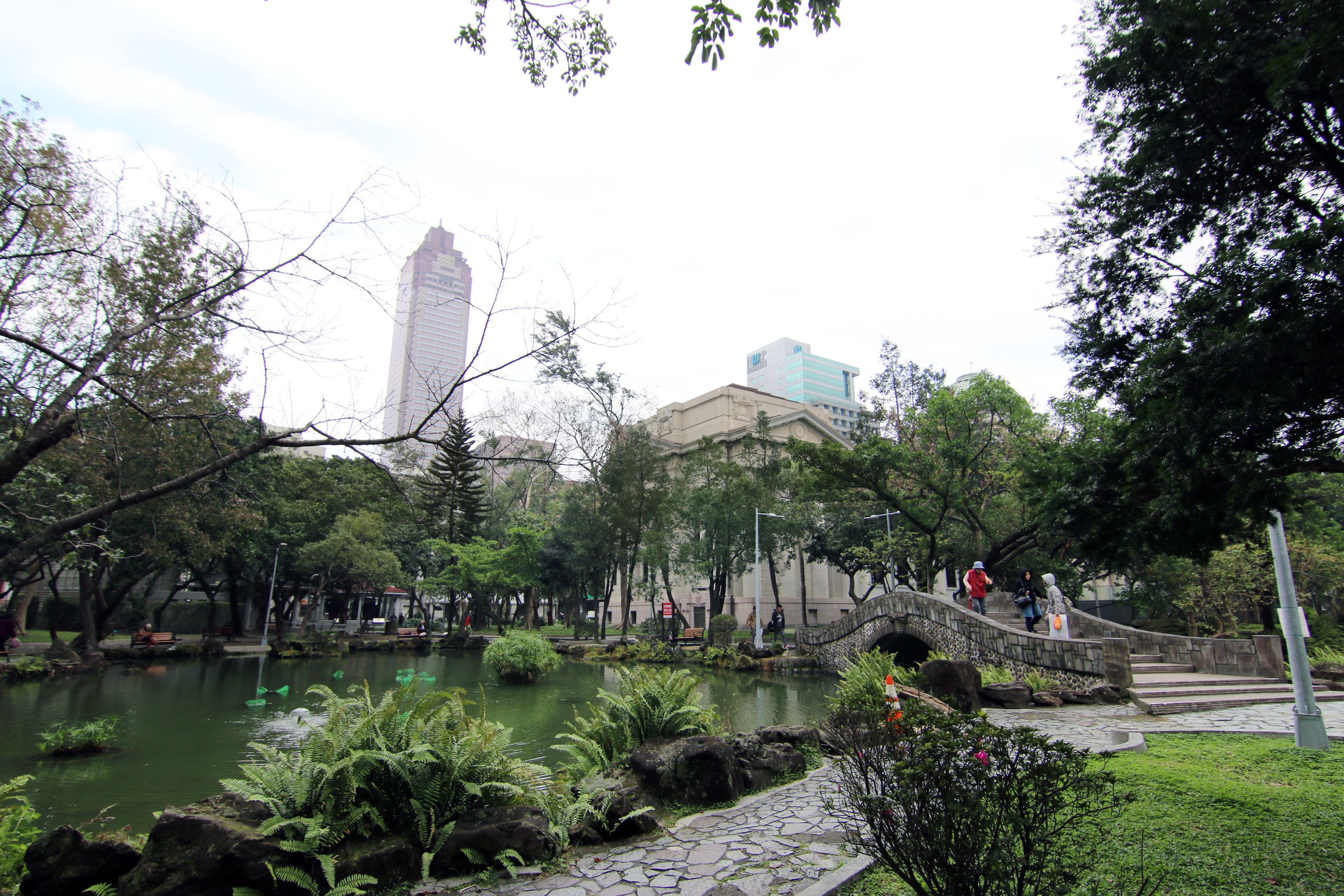 family room | garden view