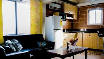 ๋์ฉ๋ ๋์ฅ๊ณ , ์ ์๋ ์ธ์ง, ์ค๋ธ, ์ฟกํ