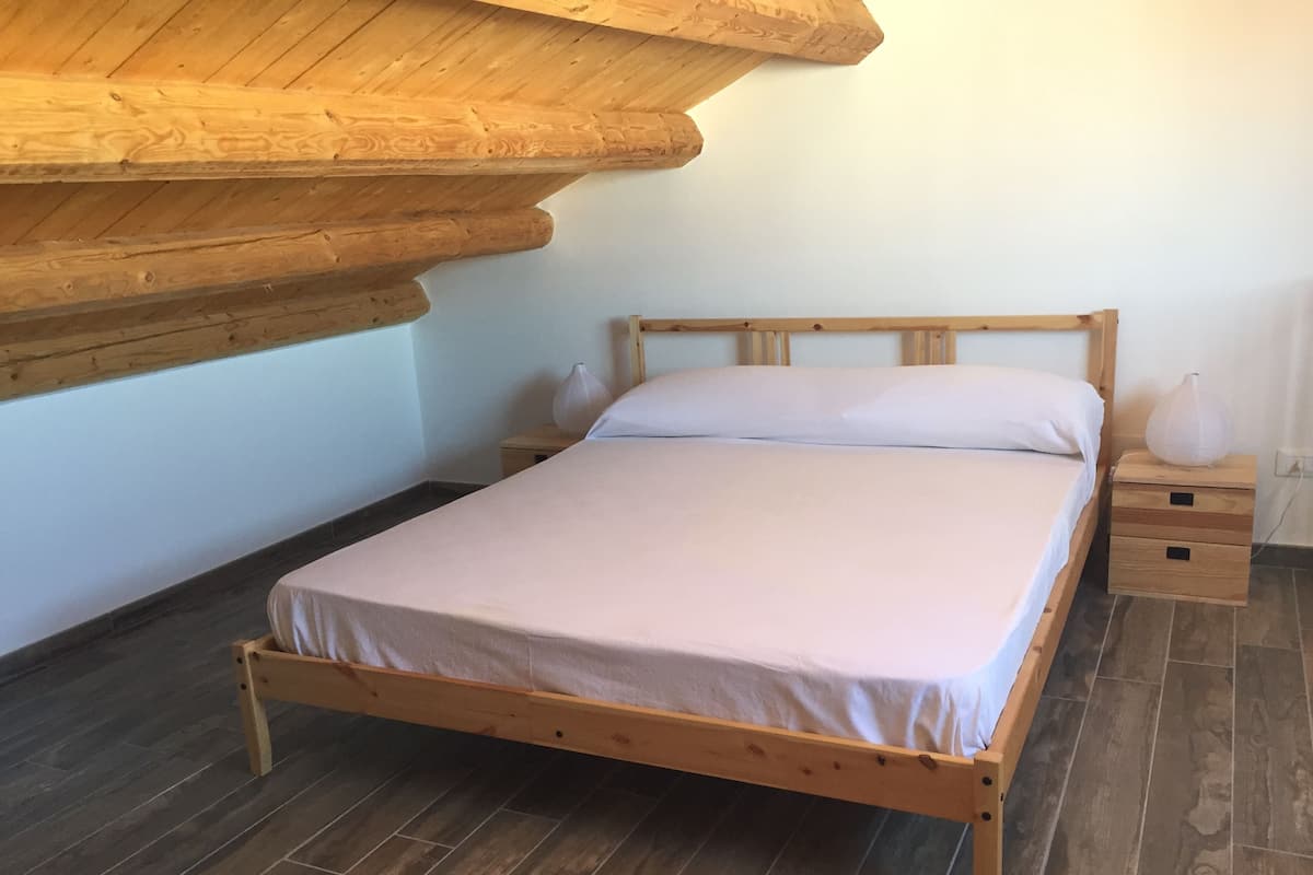 Camera familiare | Biancheria da letto di alta qualità, letti aggiuntivi gratuiti