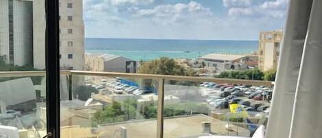 Luxury Apartment | Balcony