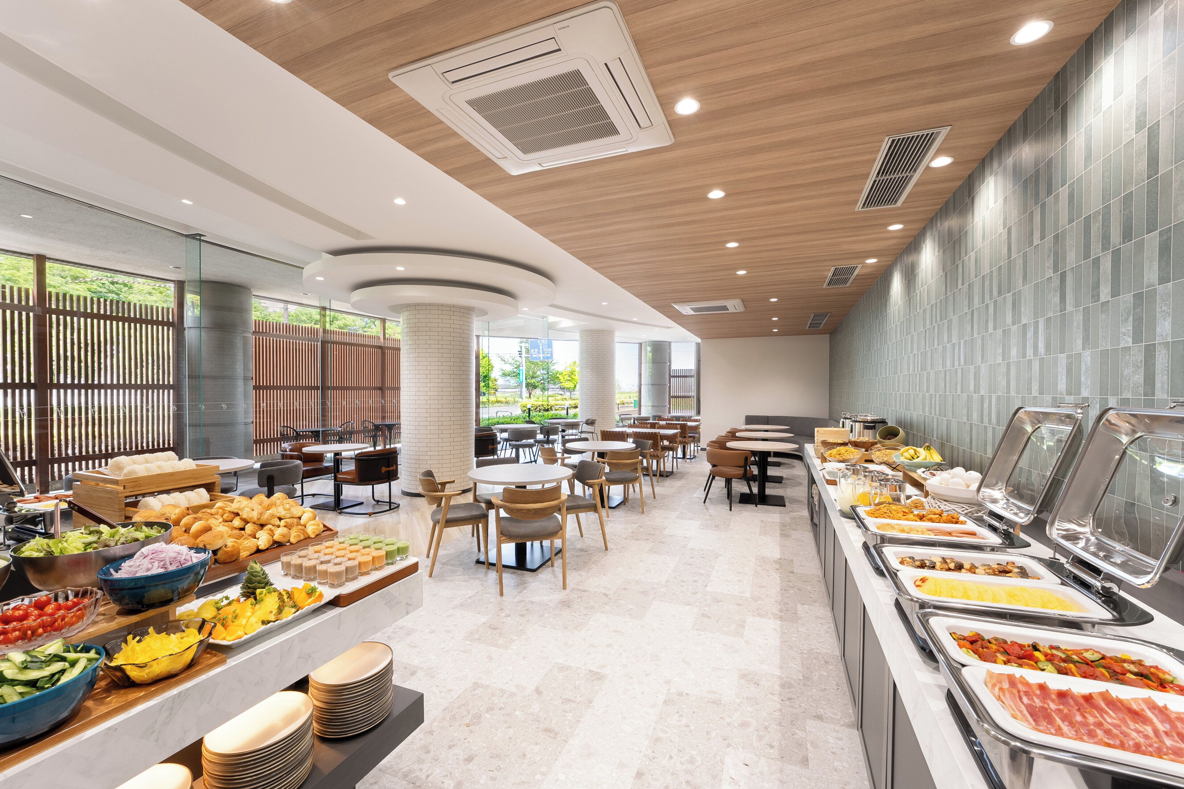 Desayuno buffet todos los días (con cargo)