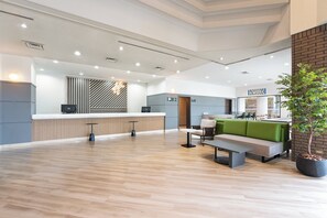 Exterior - ANA Holiday Inn Tosu by IHG   (Tosu)