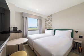 Room, 2 Twin Beds (Cosy) | In-room safe, free WiFi, bed sheets - ANA Holiday Inn Tosu by IHG   (Tosu)