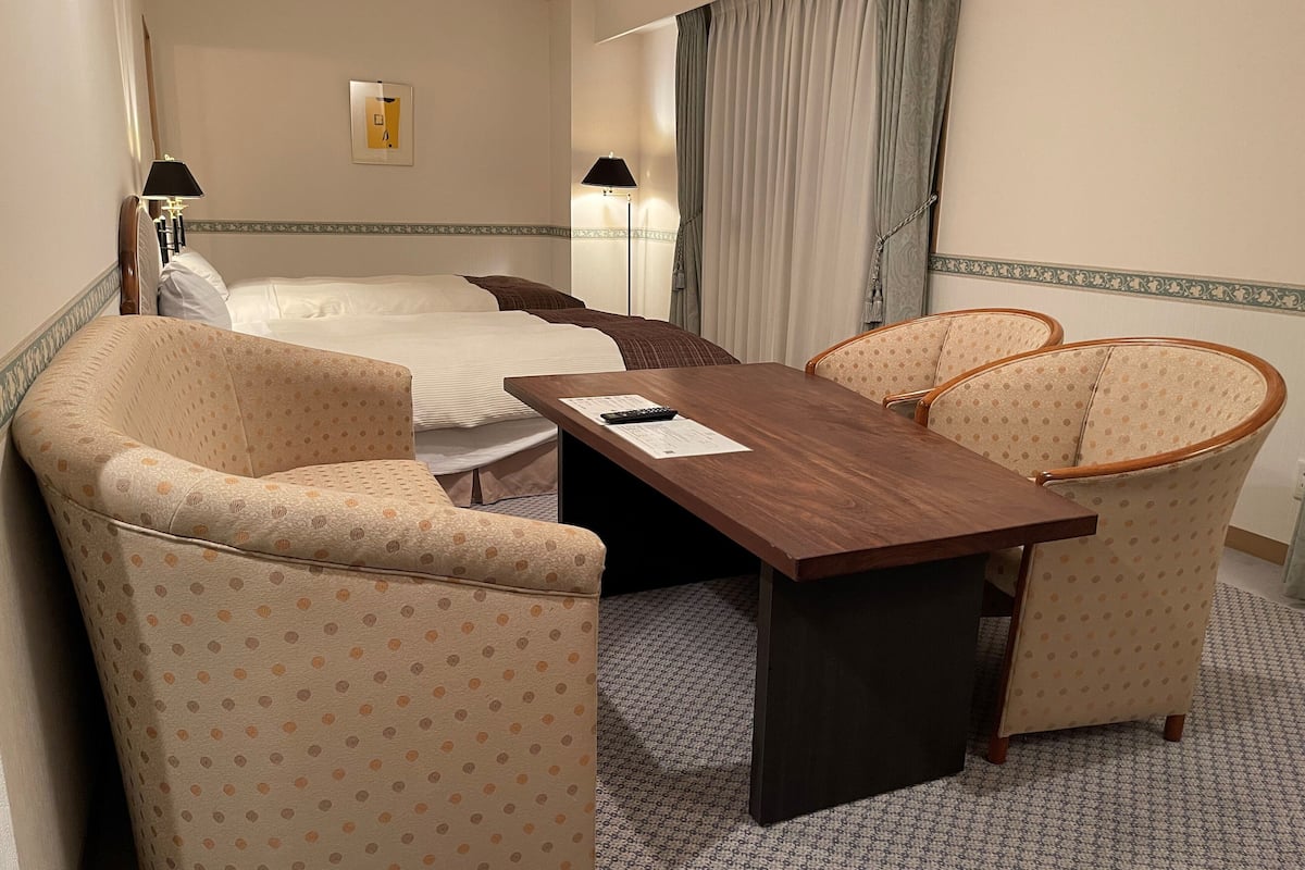 deluxe twin room, non smoking | free wifi, bed sheets