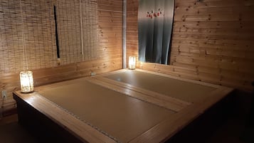 Standard Room with Shared Bathroom | Free WiFi, bed sheets