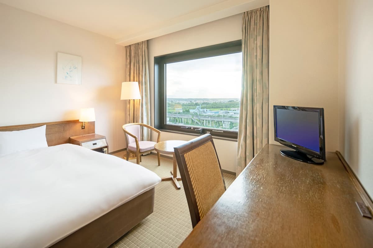 Room, 1 Twin Bed (Cosy) | 1 bedroom, blackout drapes, free WiFi, bed sheets
