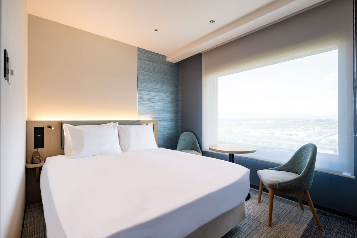 Room, 1 Double Bed (Cosy) | 1 bedroom, blackout drapes, free WiFi, bed sheets