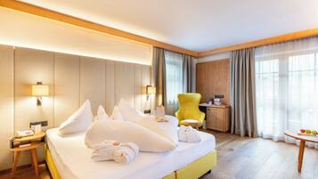 Literie hypoallergénique, couette en duvet d'oie, minibar