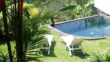 Alberca al aire libre