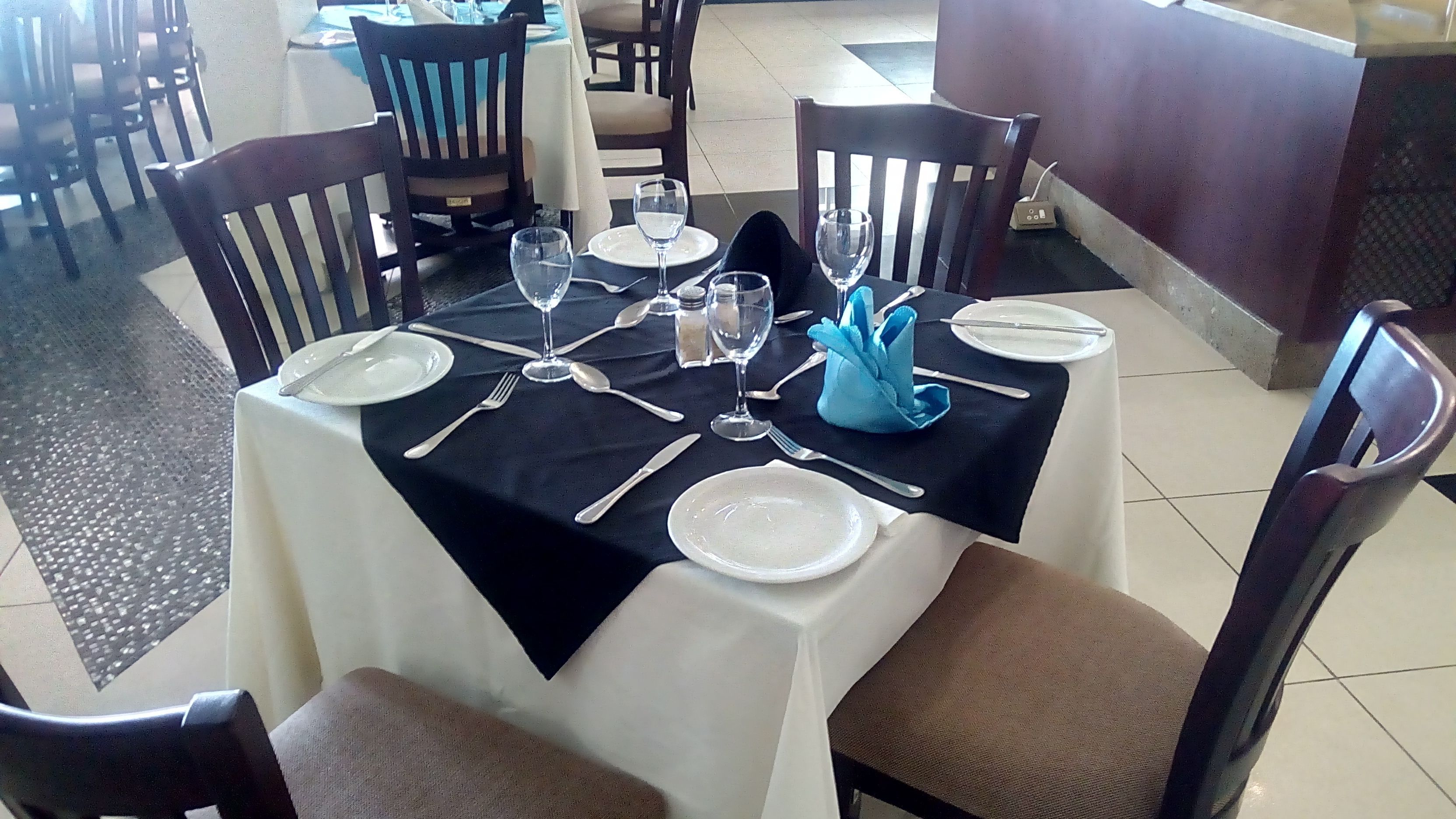 Breakfast, lunch, dinner served; international cuisine 