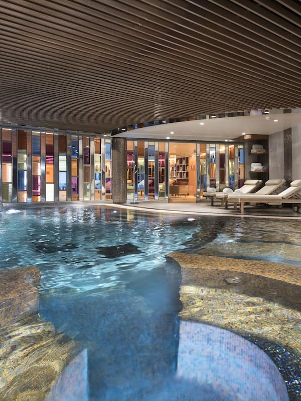 室內 Spa 池