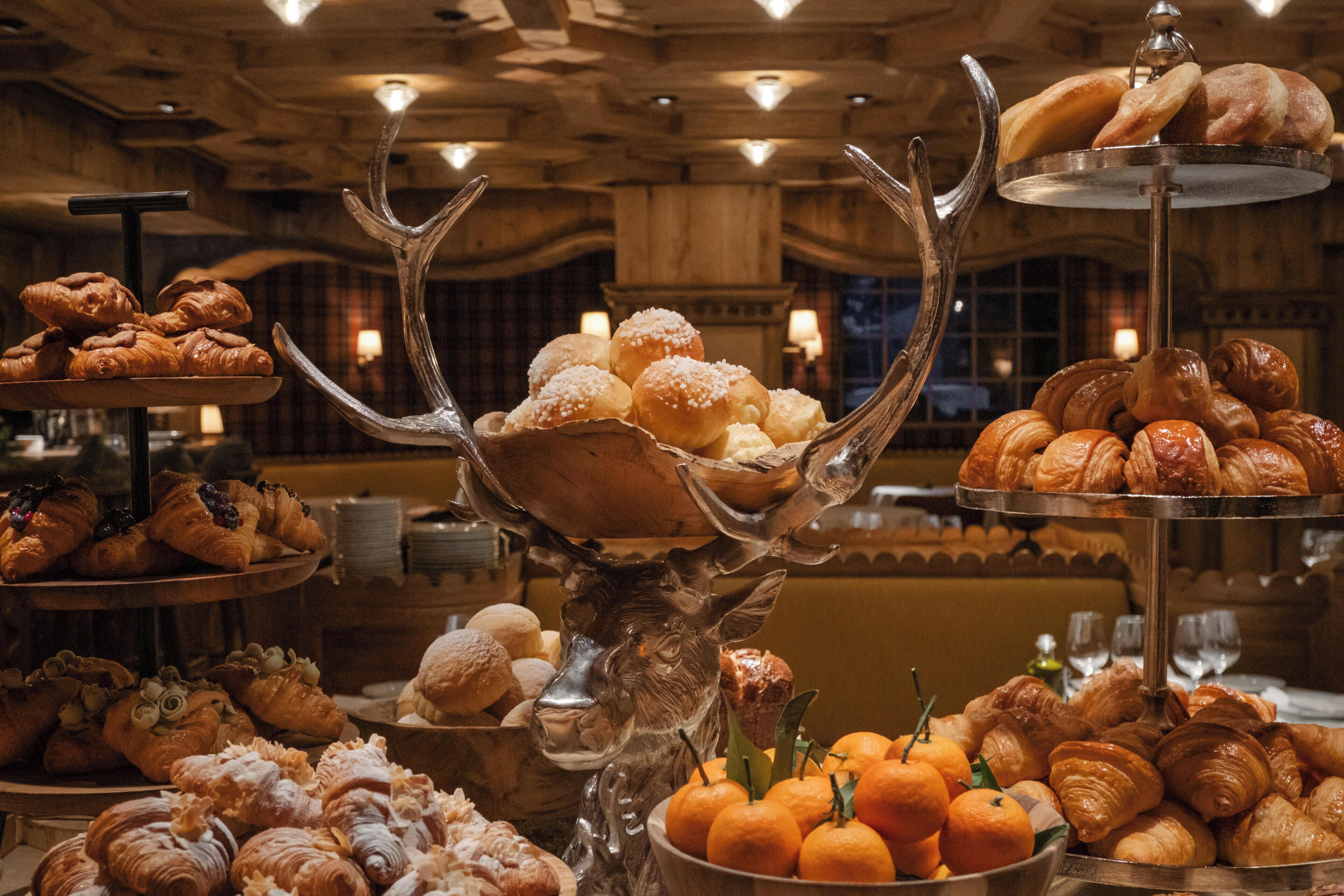 Tägliches inbegriffenes großes Frühstück