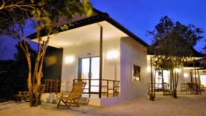 Terrace/patio - Home Stay Resort (Koh Rong Sanloem)