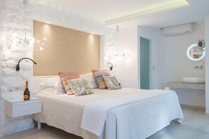 Superior Suite, Semi Basement