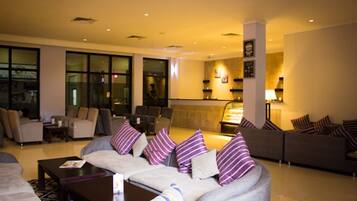 Sala de estar en el lobby