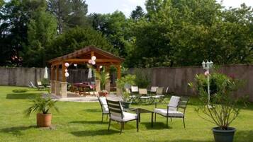 Khuôn viên nơi lưu trú