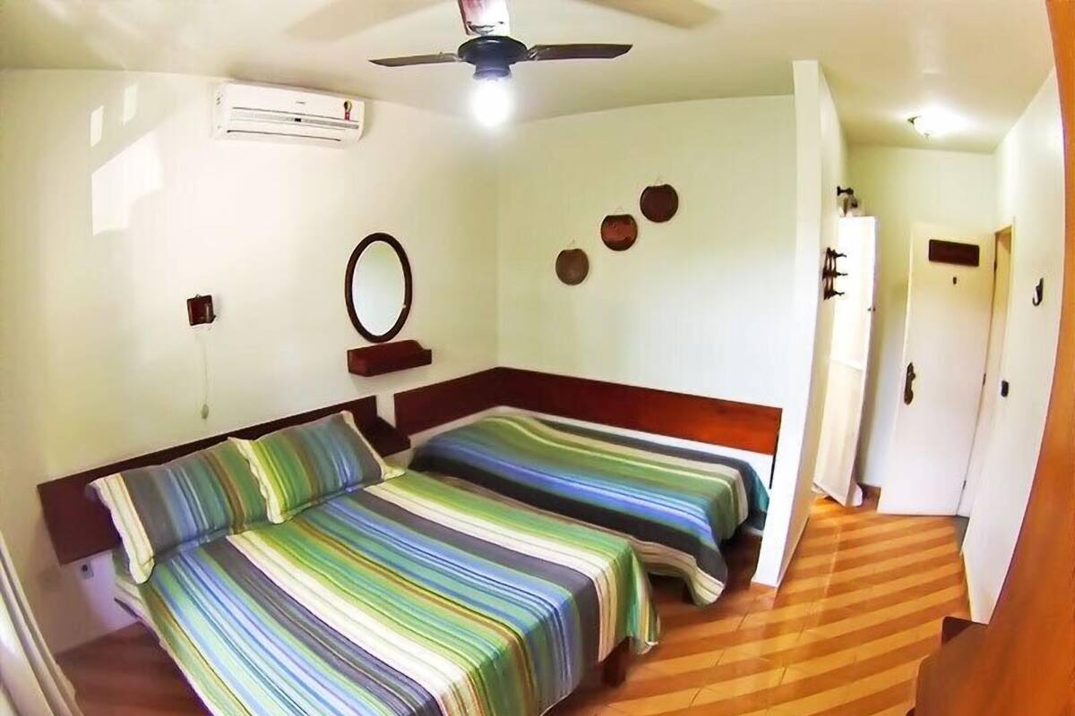 Minibar, blackout curtains, free WiFi