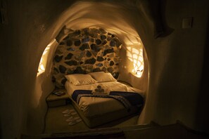 Villa, 2 Bedrooms, Private Outdoor Seasonal Spa Tub, Sea View | 2 chambres, coffres-forts dans les chambres, décoration personnalisée