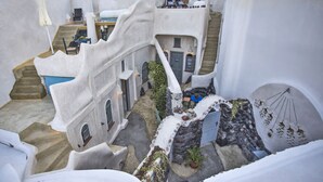 Unclassified image, 2 of 59, button - Aura Caves (Santorini)