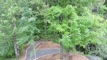 Basic Room, 1 Queen Bed, Fireplace, Lake View | 1 bedroom, premium bedding, pillowtop beds, individually decorated