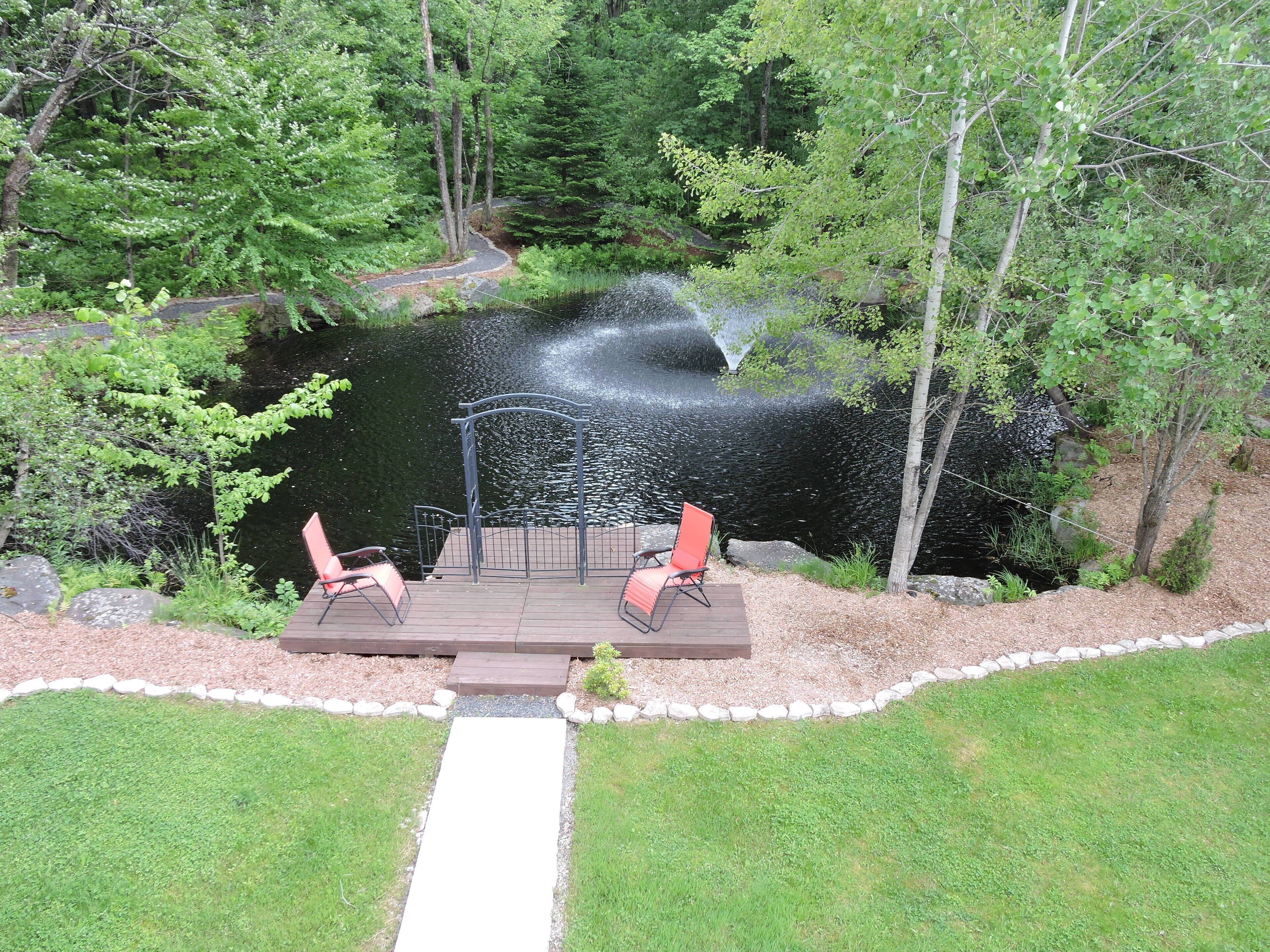 Basic Room, 1 Queen Bed, Fireplace, Lake View | Premium bedding, pillow-top beds, individually decorated