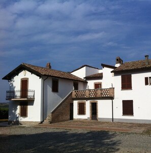 Fachada de la propiedad