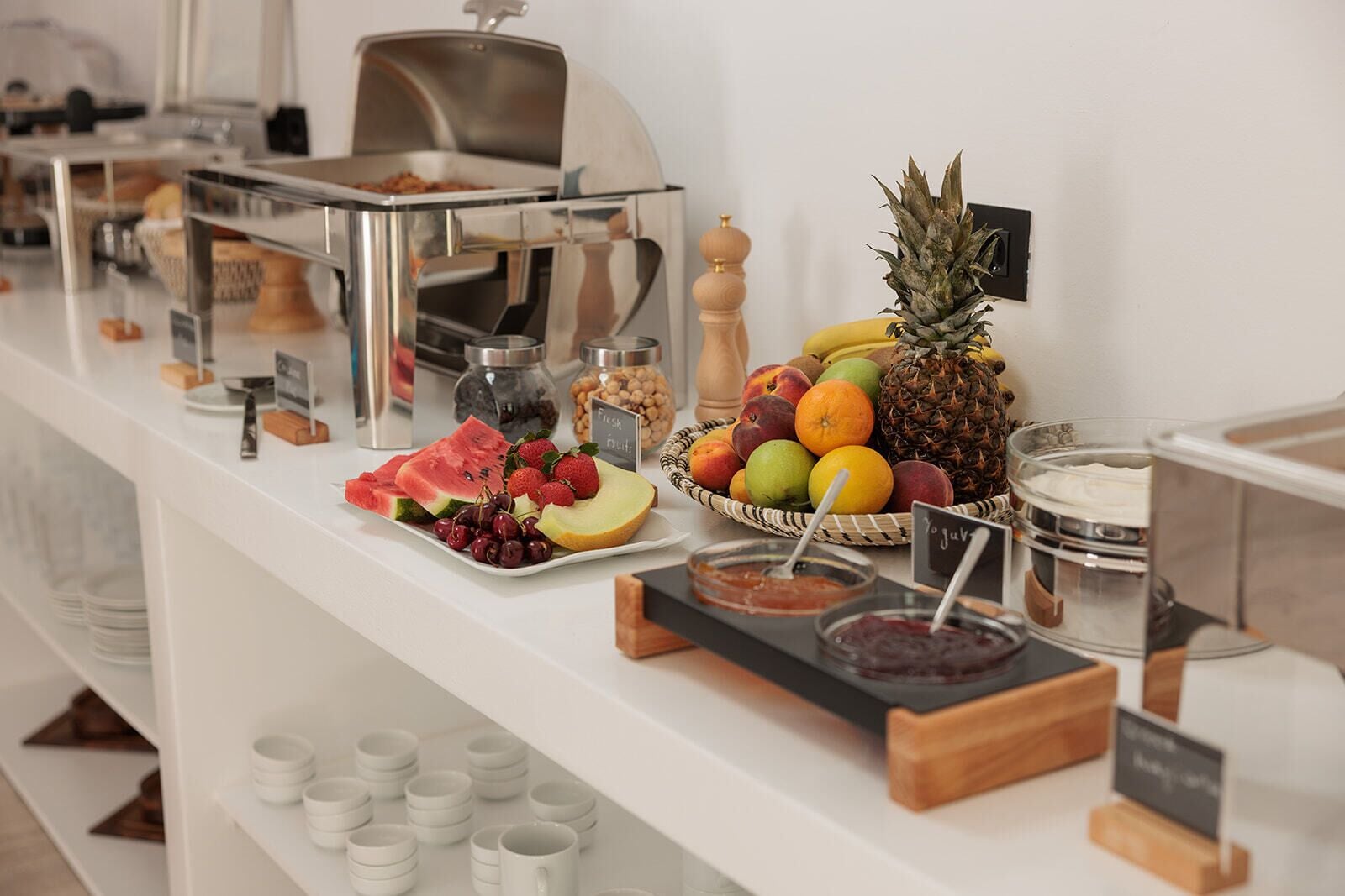 daily buffet breakfast (eur 15 per person)