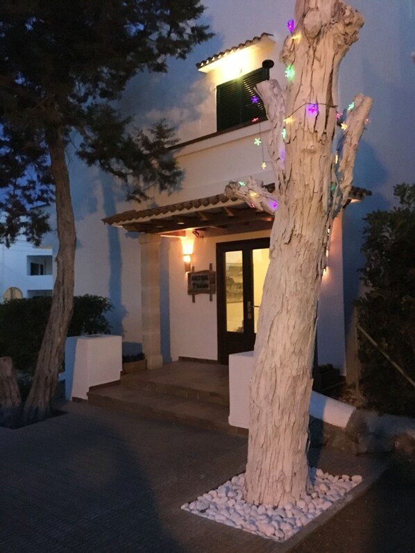 Entrée de l’hébergement