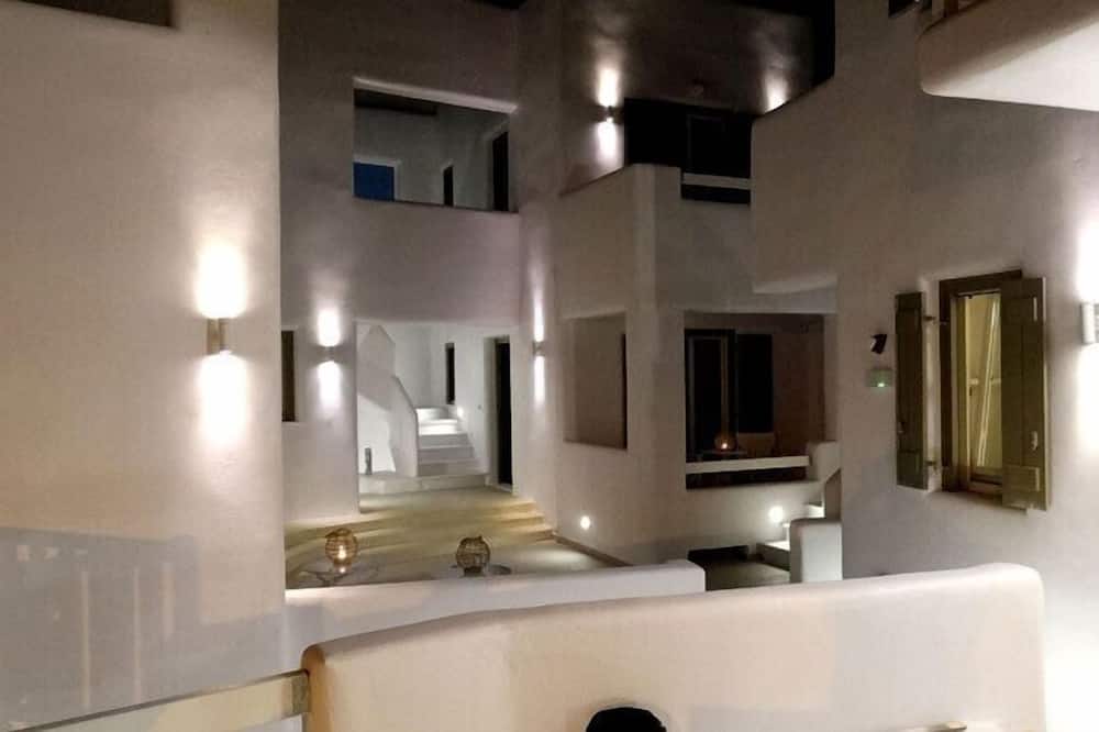 Naxos Oceamo