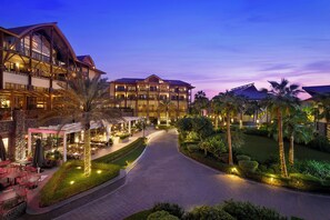 View from property - Lapita, Dubai Parks and Resorts, Autograph Collection (Dubai)