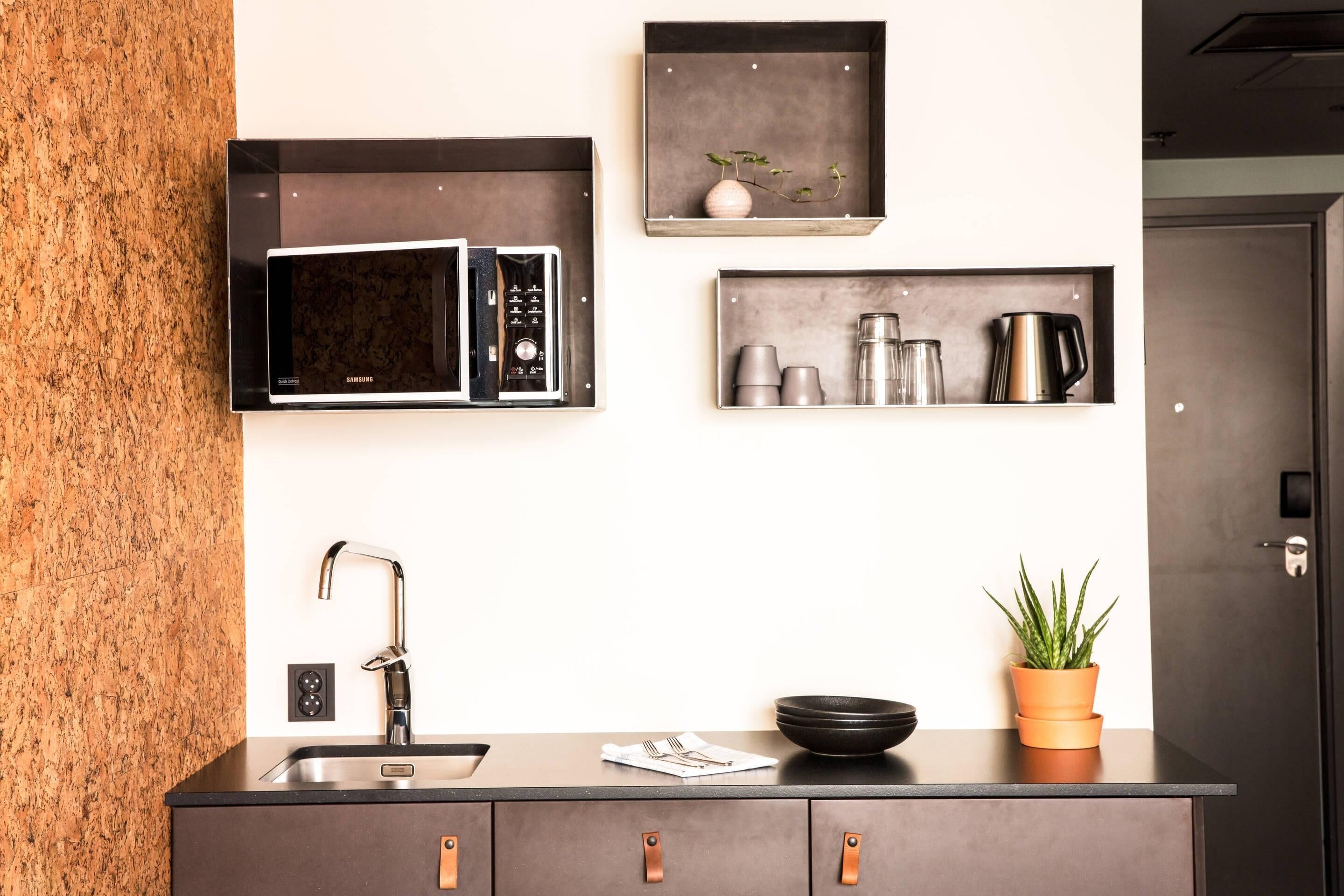 hypo-allergenic bedding, desk, laptop workspace, soundproofing