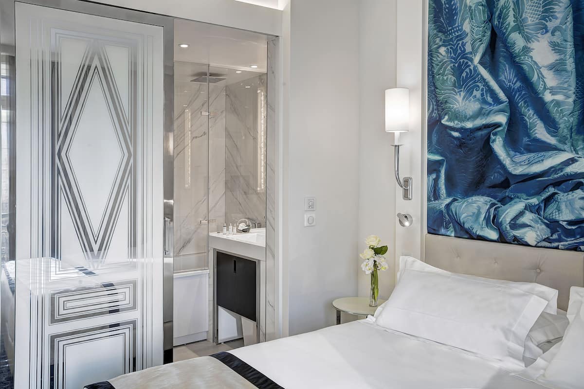 Superior Double Room | Premium bedding, pillow-top beds, minibar, in-room safe