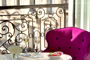View from room - La Villa Haussmann (Paris)