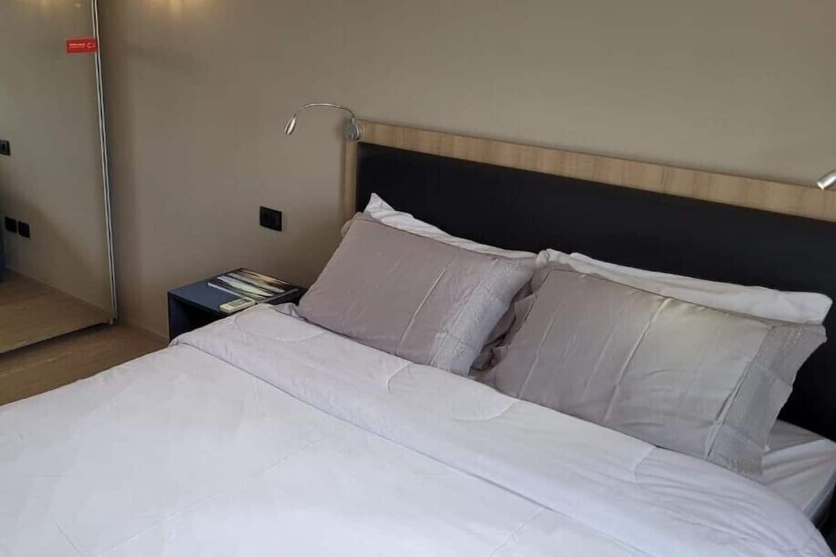 Apartamento Estudio c Varanda Cama Queen | 2 camere, minibar, cassaforte in camera, con stile personalizzato