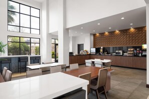 Free daily buffet breakfast  - Wingate by Wyndham Hurricane/Zion National Park (Hurricane)