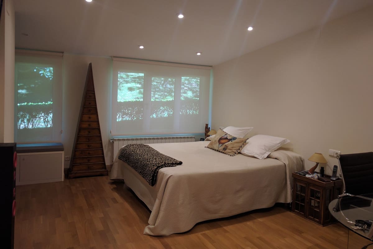 Suite Deluxe, vue sur le jardin | Couette en duvet, rideaux dâobscurcissement, lit dâappoint (supplĂ©ment)