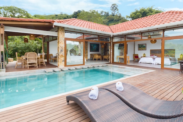 Villa Grand Master Suite | Premium bedding, Select Comfort beds, minibar, in-room safe