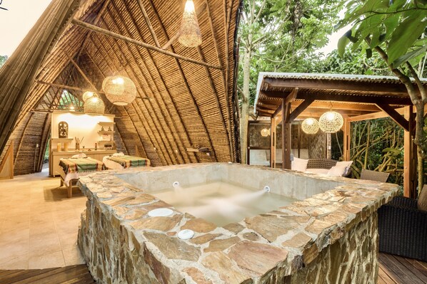 Couples treatment rooms, sauna, hot tub, steam room, Turkish bath - Hotel Spa La Colina (Pereira)