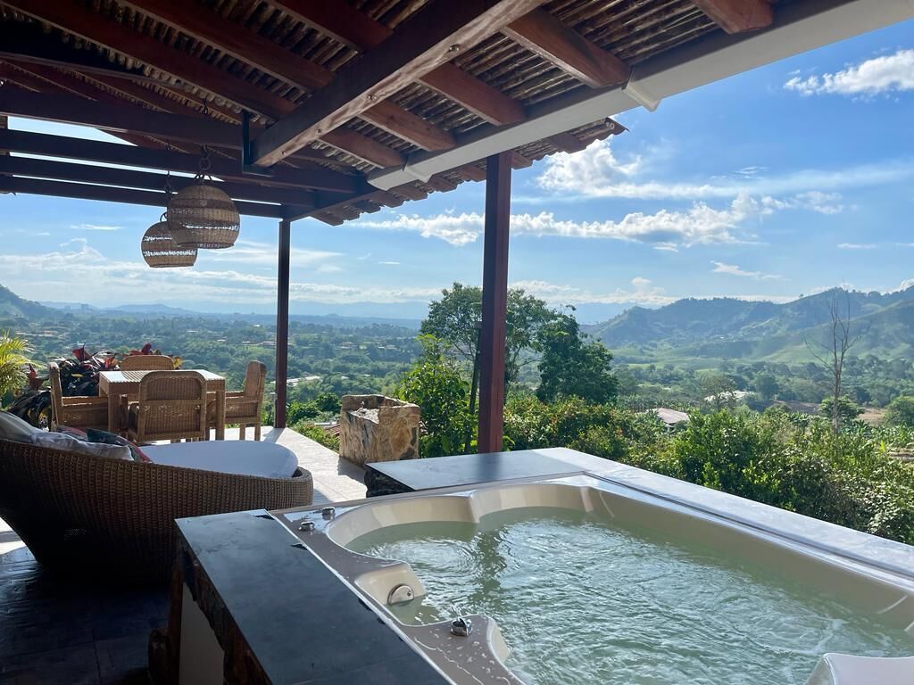 deluxe room, 1 king bed, mountain view | 1 bedroom, premium bedding, select comfort beds, minibar