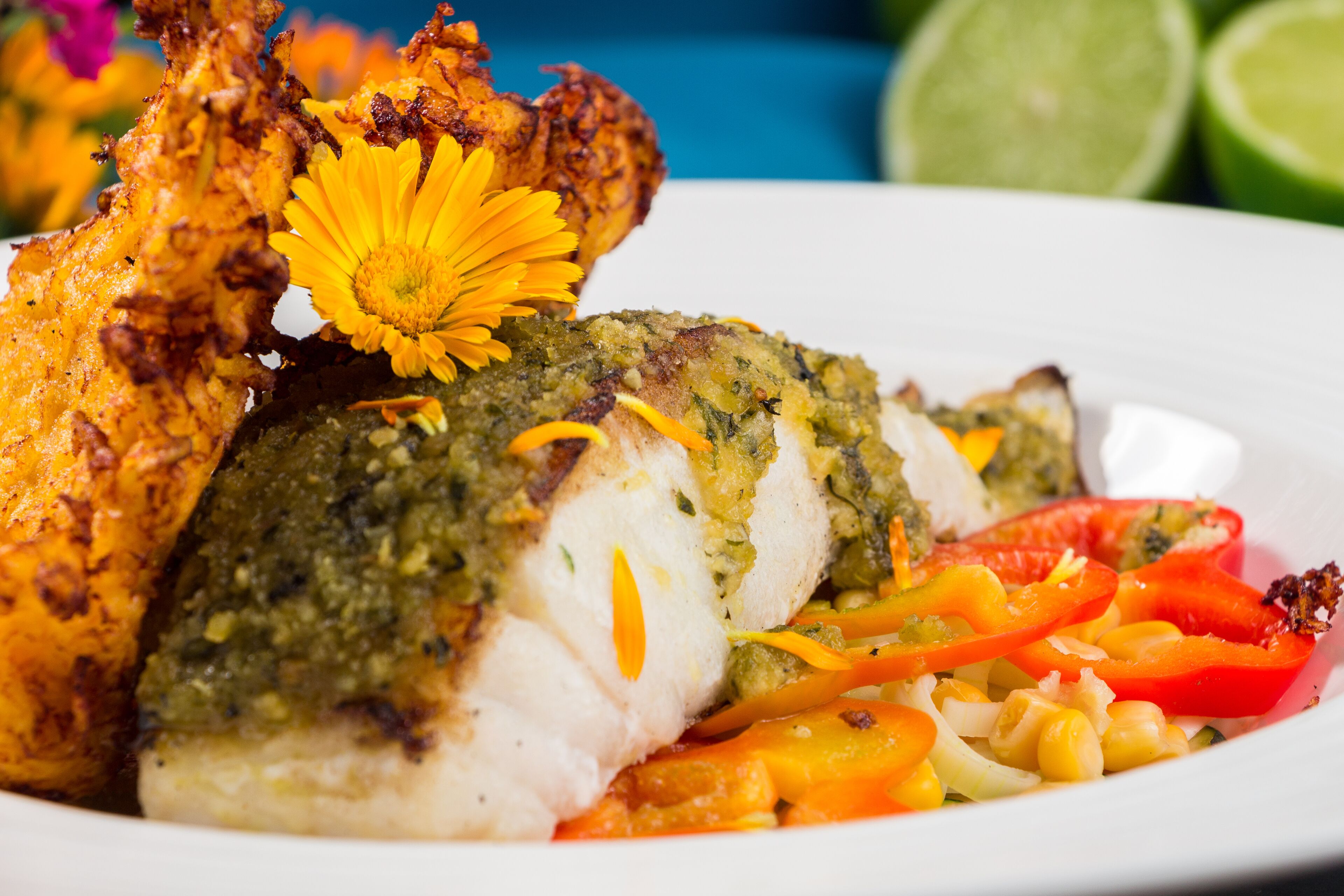 breakfast, lunch, dinner served; international cuisine