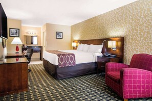 Quarto standard, 1 cama King, para não fumantes | Escrivaninha, ferros/tábuas de passar roupa