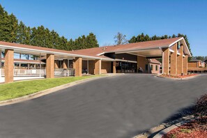 Exterior - Quality Inn Toccoa (Toccoa)