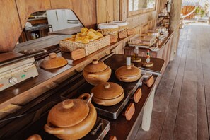 吃到飽自助式早餐
