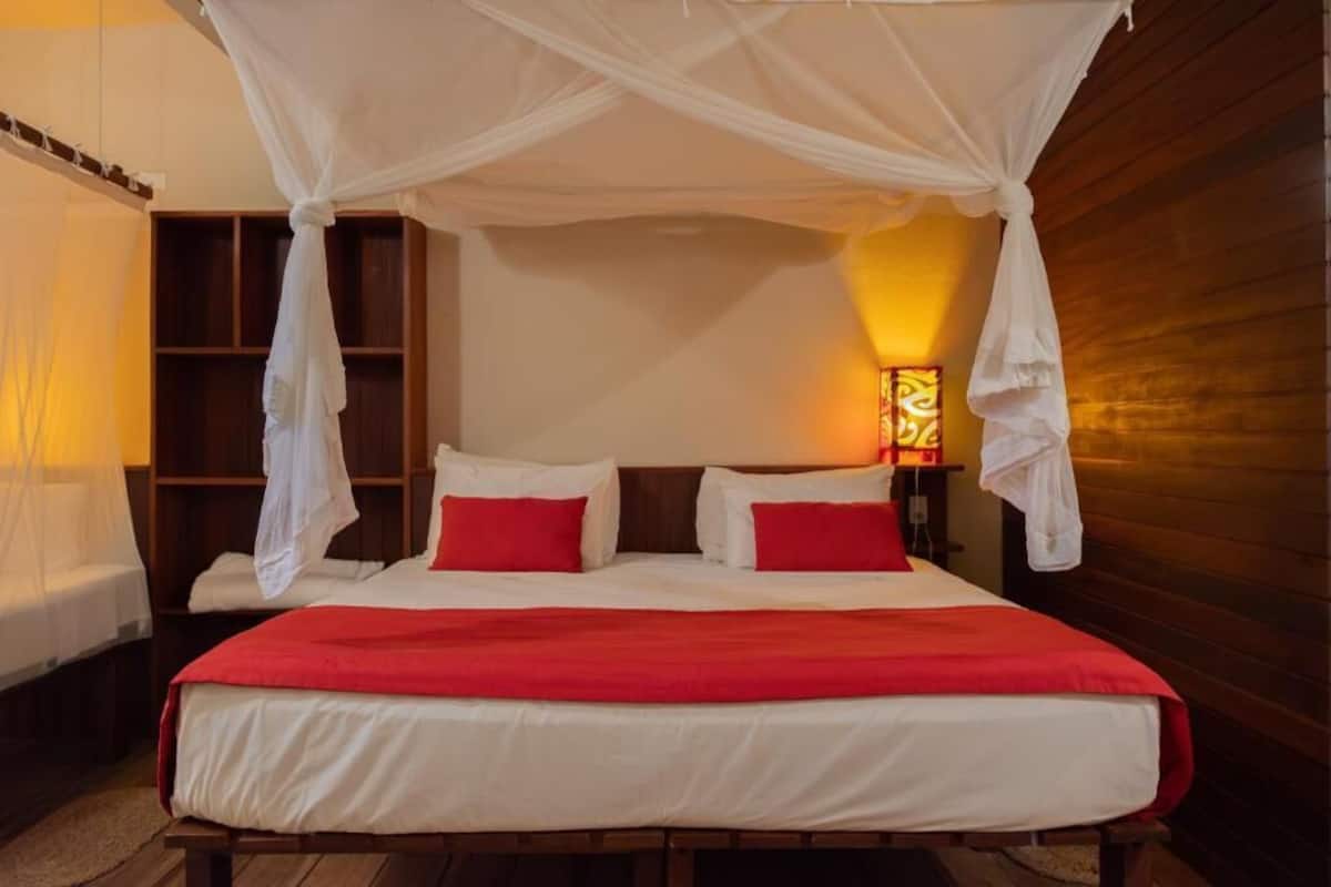 1 habitación, minibar, caja de seguridad en la habitación y escritorio
