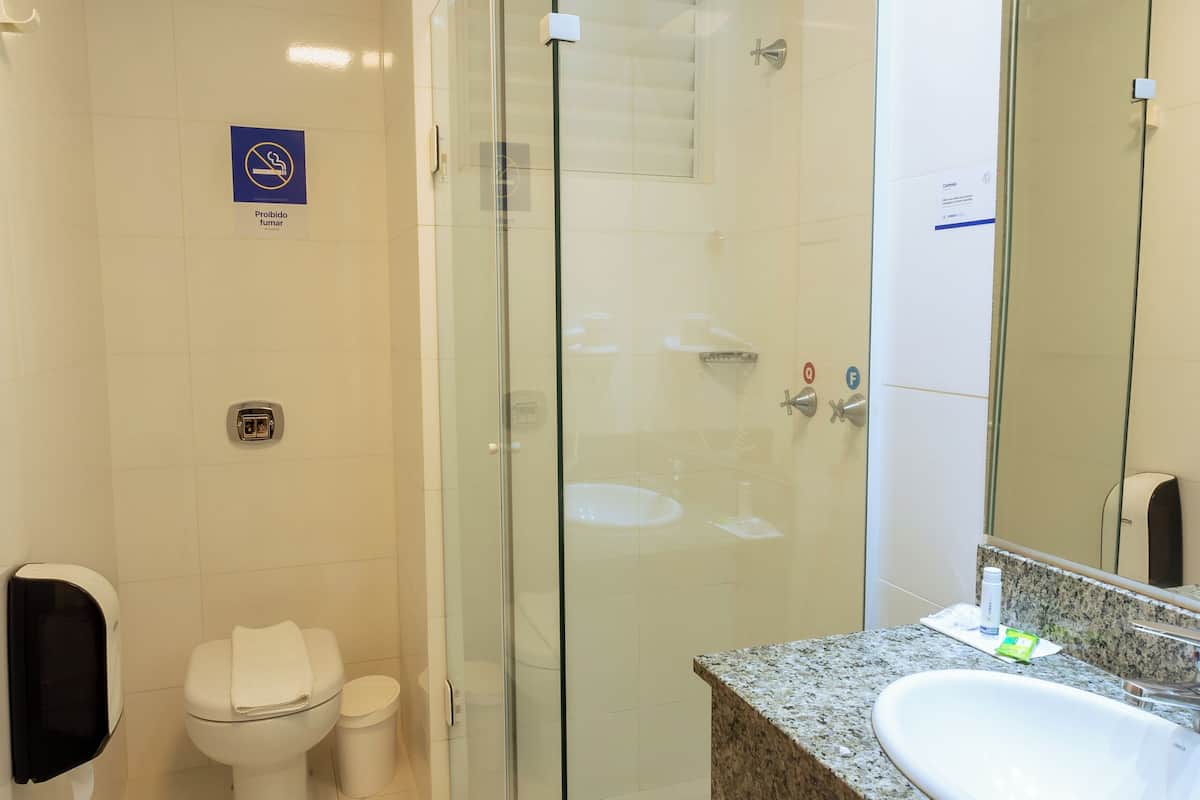 luxury triple room | bathroom | shower, rainfall showerhead, free toiletries, hair dryer