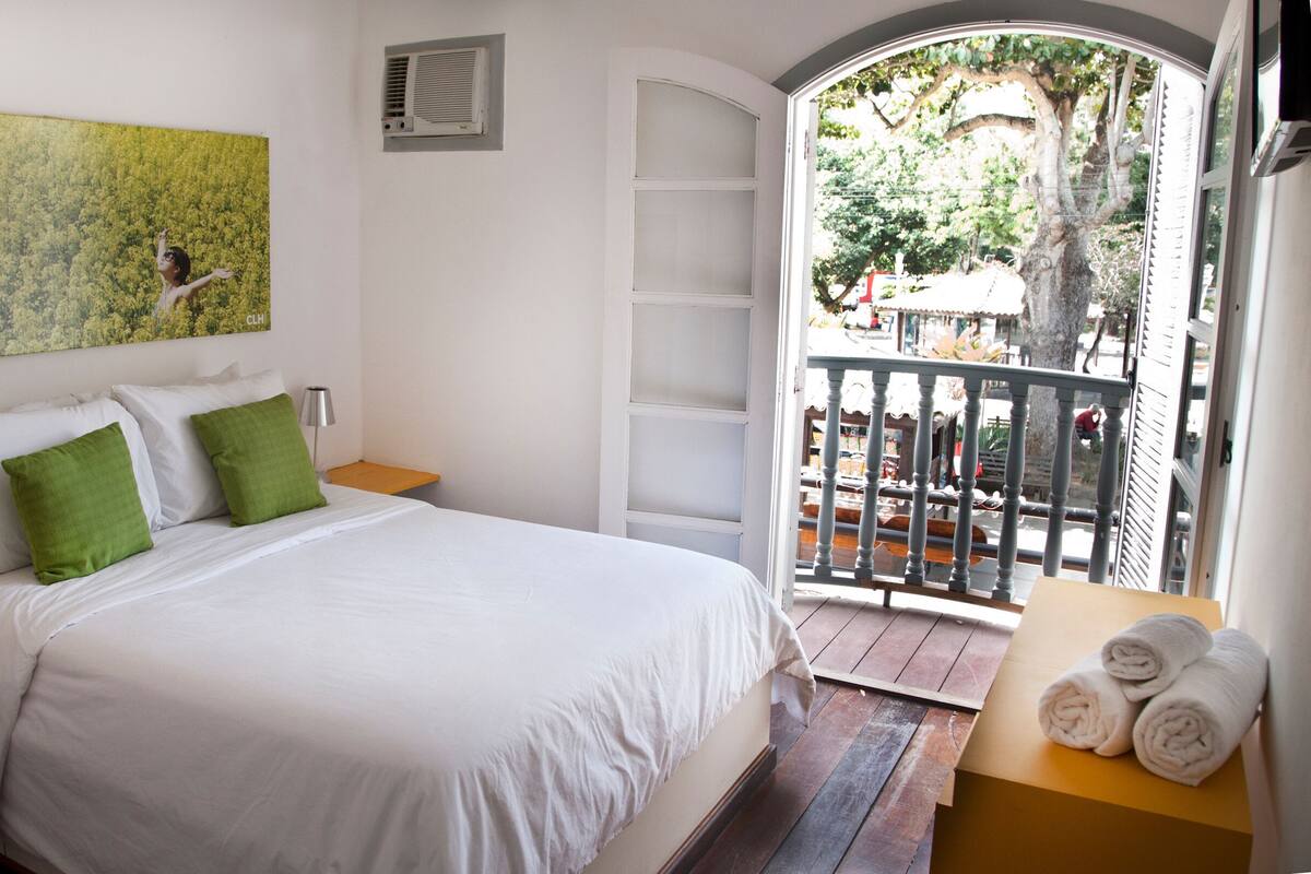 Superior Double Room, Park View | In-room safe, free WiFi, bed sheets
